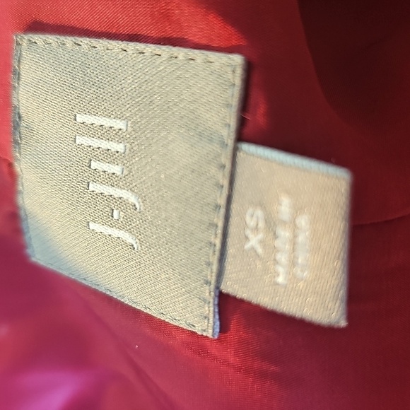 Women's Red Blazer By J.Jill In XSmall. Excelant Condition. Wool Blend. - Picture 6 of 8